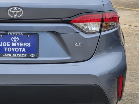 Used 2026 Toyota Corolla LE FWD image 9