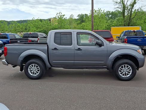 Used 2019 Nissan Frontier SV AWD/4WD image 12