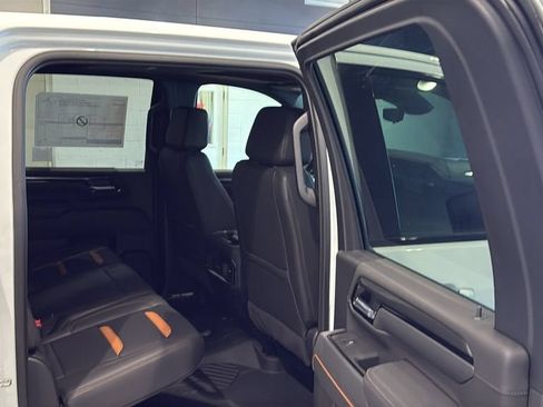 New 2026 GMC Sierra 2500 AT4 w/ AT4 Premium Plus Package AWD/4WD image 14