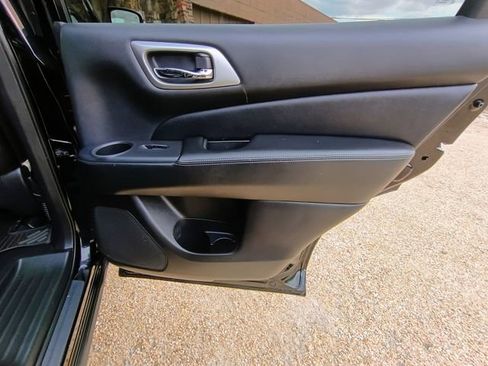 Used 2020 Nissan Pathfinder SL image 61