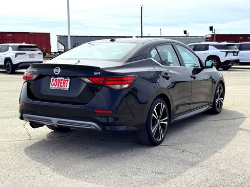 Used 2023 Nissan Sentra SR w/ SR Premium Package image 6