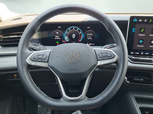 Used 2026 Volkswagen Tiguan S AWD/4WD image 18