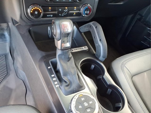 Used 2024 Ford Bronco Big Bend w/ Sasquatch Package AWD/4WD image 27