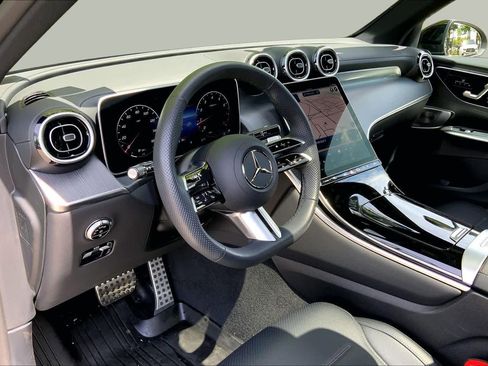 Certified 2024 Mercedes-Benz GLC 300 4MATIC image 18