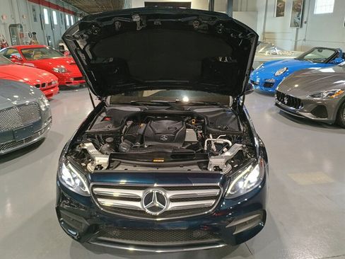 Used 2017 Mercedes-Benz E 300 4MATIC image 43
