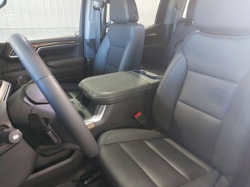 Used 2024 Chevrolet Silverado 1500 LT Trail Boss w/ LT Trail Boss Premium Package AWD/4WD image 14