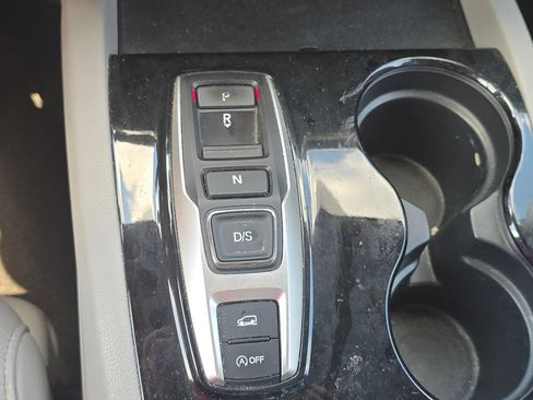 Used 2016 Honda Pilot Touring image 36