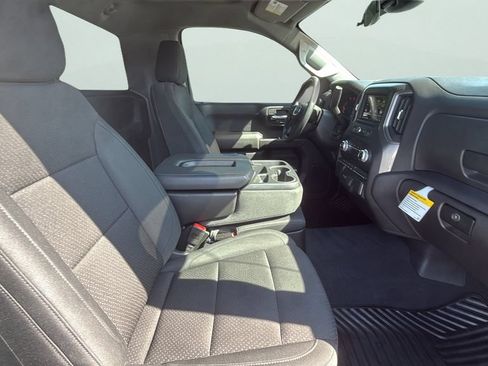 Used 2025 GMC Sierra 1500 Pro w/ Pro Value Package AWD/4WD image 10