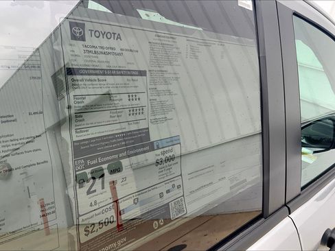 New 2025 Toyota Tacoma TRD Off-Road image 18