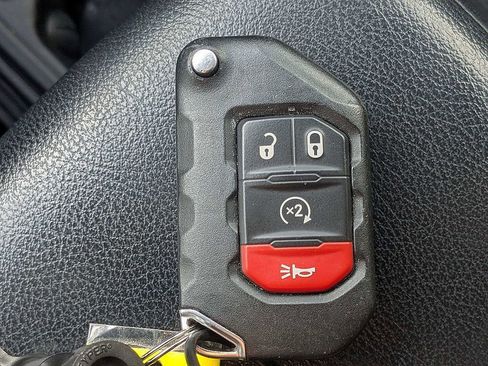 Used 2023 Jeep Wrangler Unlimited Sport AWD/4WD image 30