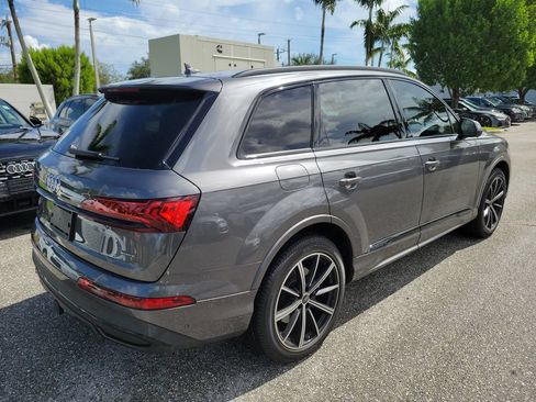 Used 2023 Audi Q7 3.0T Premium Plus w/ Premium Plus Package AWD/4WD image 5