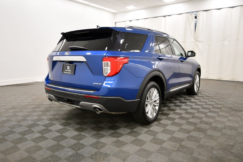 Used 2022 Ford Explorer Limited w/ Equipment Group 301A AWD/4WD image 8