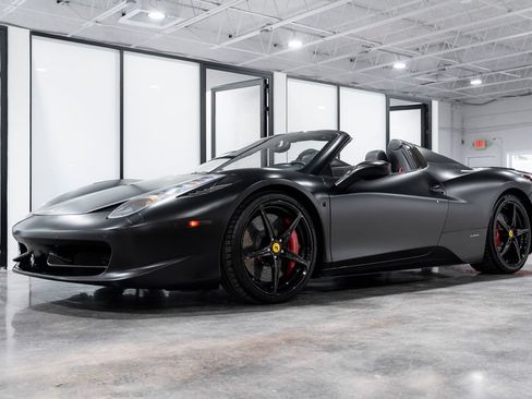 Used 2012 Ferrari 458 Spider RWD image 7