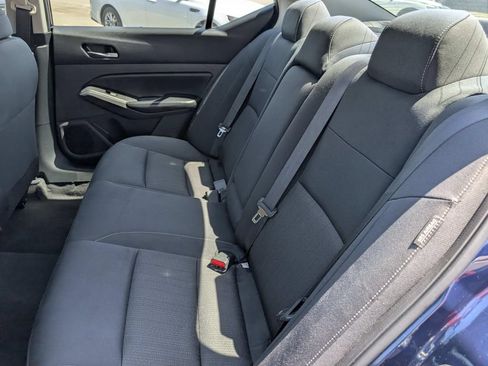 Used 2022 Nissan Altima 2.5 S FWD image 17