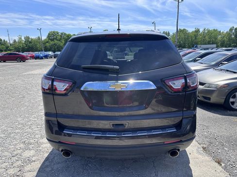 Used 2015 Chevrolet Traverse LTZ FWD image 5