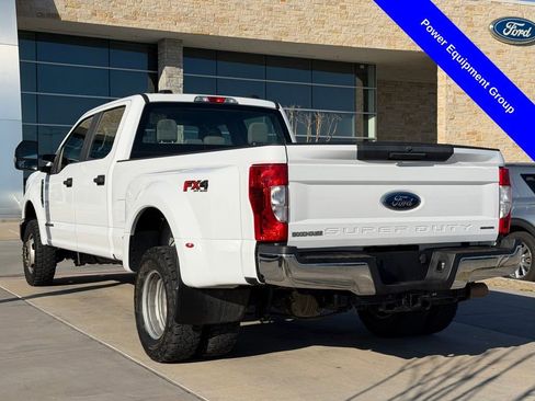 Used 2022 Ford F350 XL w/ Power Equipment Group image 9