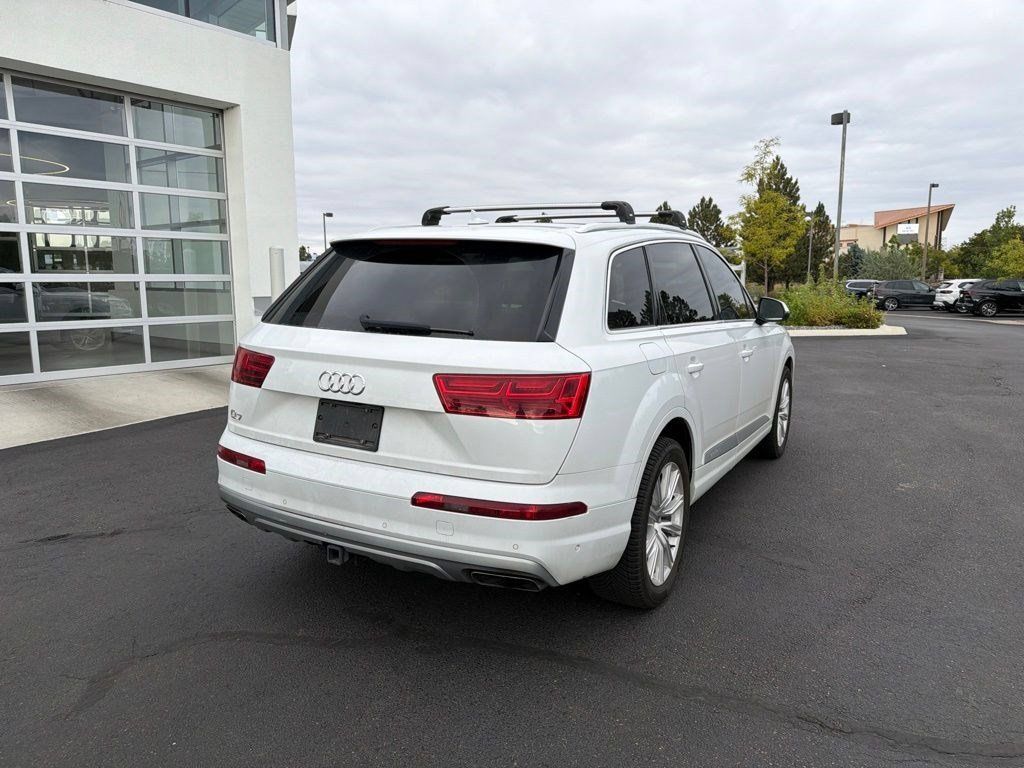 Used 2019 Audi Q7 3.0T Prestige AWD/4WD image 5