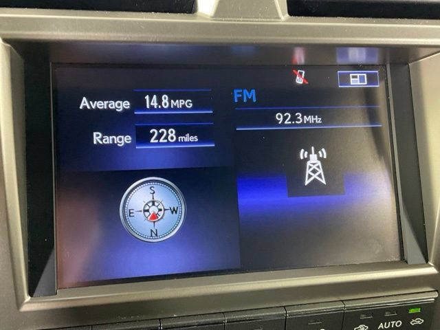 Used 2021 Lexus GX 460 Premium w/ Accessory Package AWD/4WD image 12