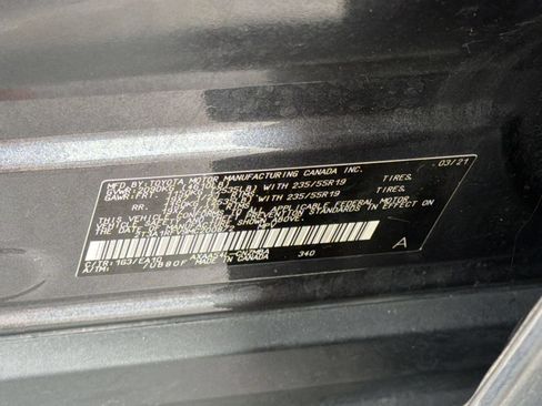 Certified 2021 Toyota RAV4 XLE Premium AWD/4WD image 28