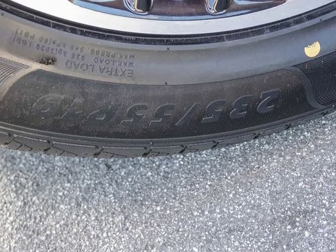 Used 2023 Kia EV6 GT-Line w/ GT-Line Suede Seat Package image 11