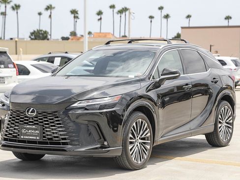 Used 2024 Lexus RX 350 Premium Plus w/ Cold Area Package FWD image 3