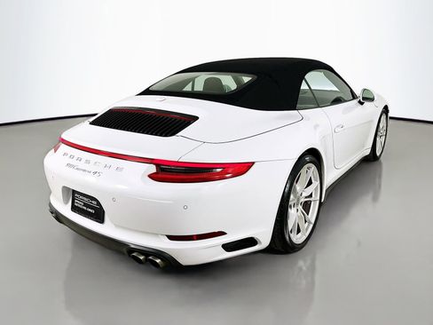 Used 2017 Porsche 911 Carrera 4S AWD/4WD image 5
