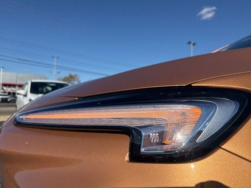 Used 2024 Buick Encore GX Sport Touring image 8