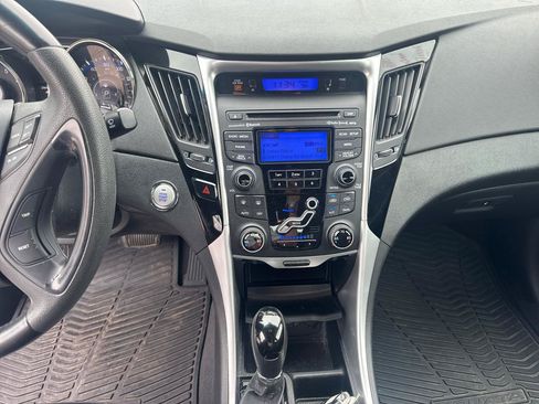 Used 2012 Hyundai Sonata Limited FWD image 10