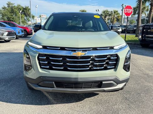 New 2026 Chevrolet Equinox LT w/ Convenience Package II FWD image 3