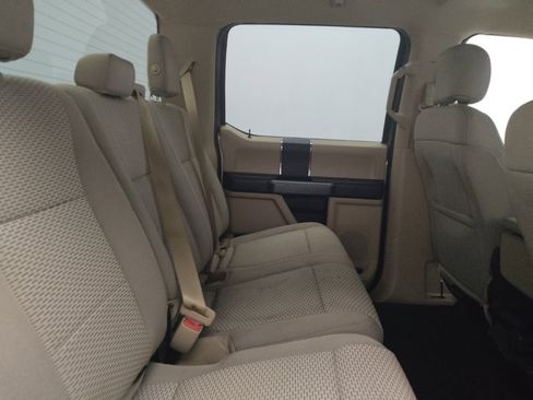 Used 2017 Ford F150 XLT AWD/4WD image 19