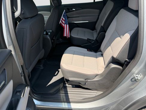 New 2026 Chevrolet Traverse LT w/ LPO, Floor Liner Package FWD image 18