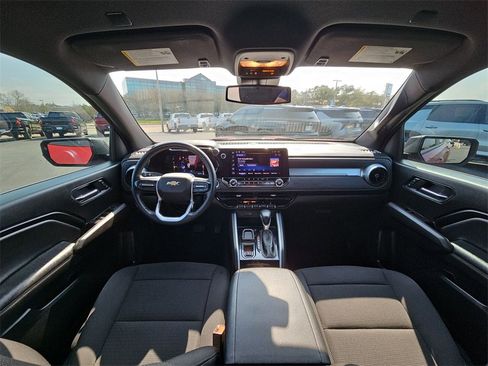 Used 2023 Chevrolet Colorado LT w/ LT Convenience Package II image 10