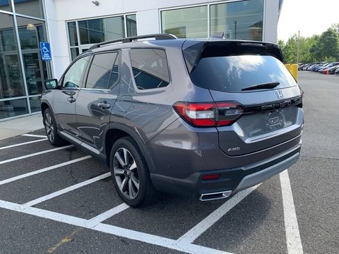 Used 2025 Honda Pilot Elite image 5