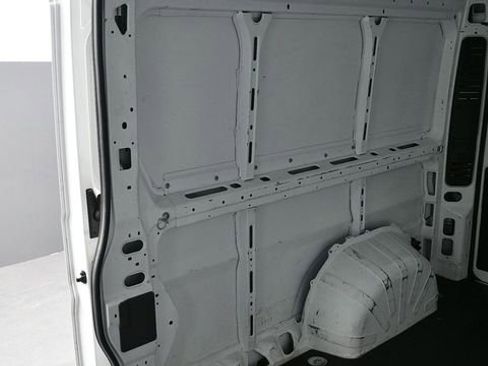 Used 2023 RAM ProMaster 2500 FWD image 14