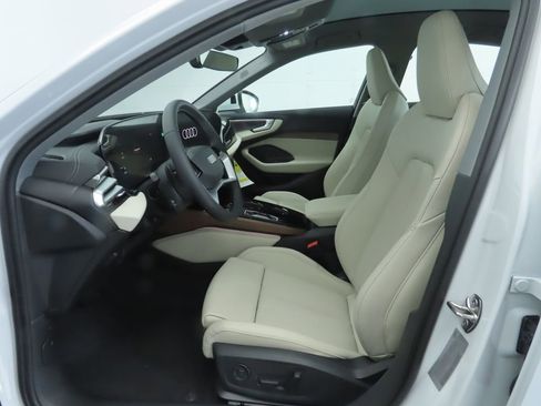 Used 2025 Audi A5 2.0T Premium Plus w/ Premium Plus image 21