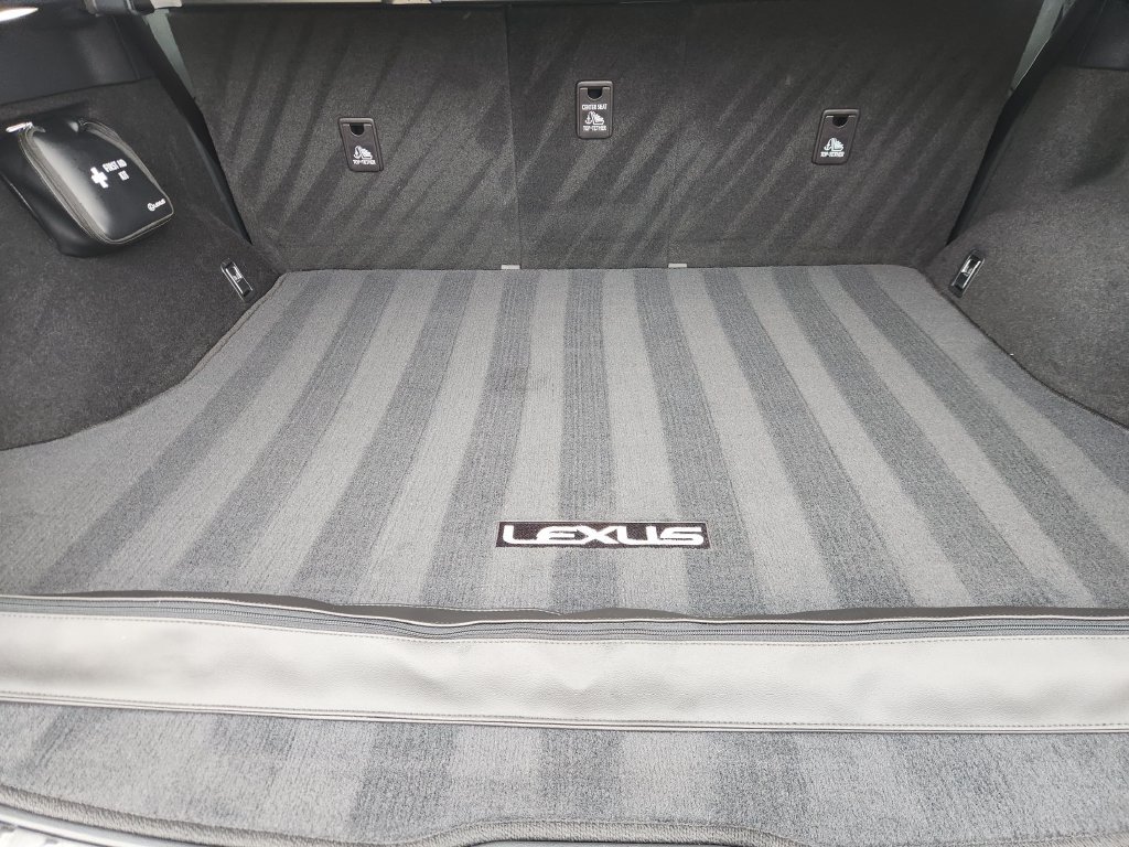 Used 2024 Lexus RX 350 Premium w/ Accessory Package (Z1) FWD image 33