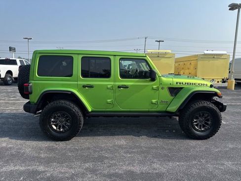 Used 2025 Jeep Wrangler Unlimited Rubicon 392 image 8
