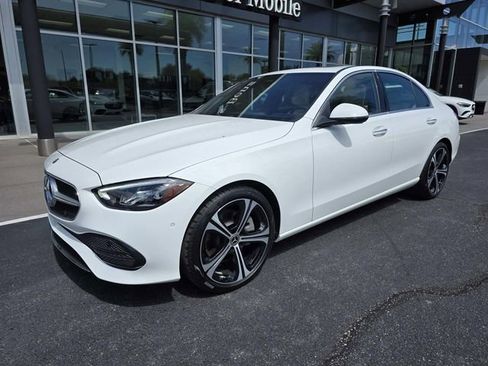 Used 2024 Mercedes-Benz C 300 Sedan image 2
