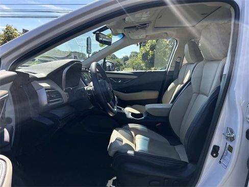 Used 2020 Subaru Outback Limited image 12