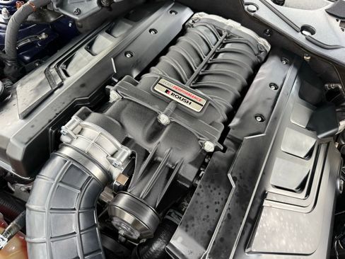 Used 2019 Ford Mustang GT Premium w/ Equipment Group 401A RWD image 37