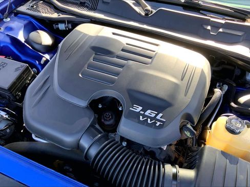 Used 2022 Dodge Challenger SXT w/ Blacktop Package image 34