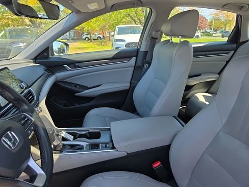 Used 2019 Honda Accord EX-L image 22