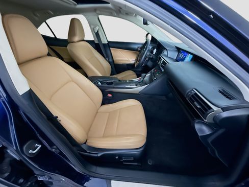 Used 2019 Lexus IS 300 AWD w/ Navigation Package image 29
