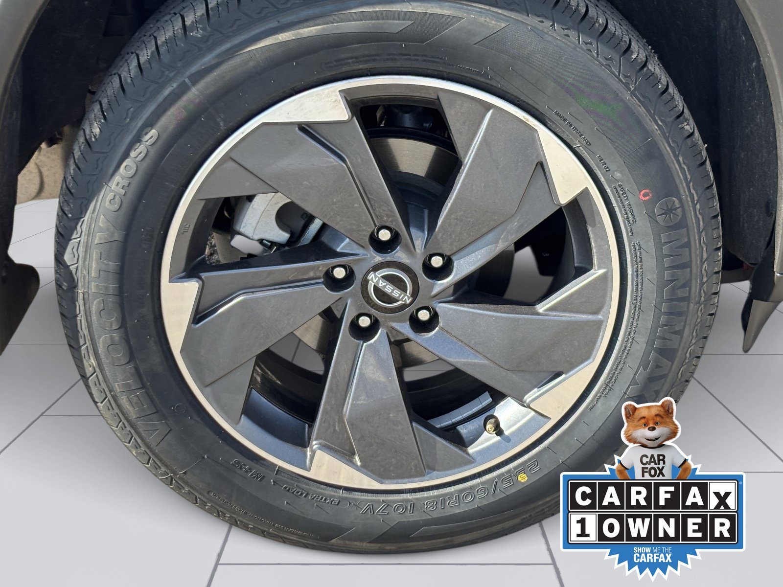 Used 2024 Nissan Rogue SV w/ SV Premium Package FWD image 10