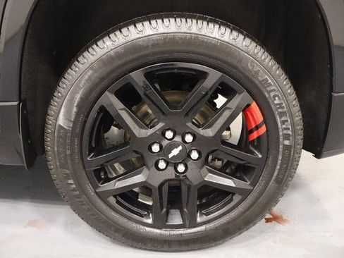 Used 2021 Chevrolet Traverse Premier w/ Redline Edition image 27