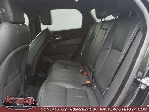 Used 2025 Land Rover Range Rover Velar Dynamic SE AWD/4WD image 18