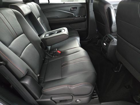 Used 2022 Honda Pilot TrailSport image 17