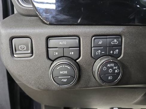 Used 2023 Chevrolet Silverado 1500 LTZ image 24
