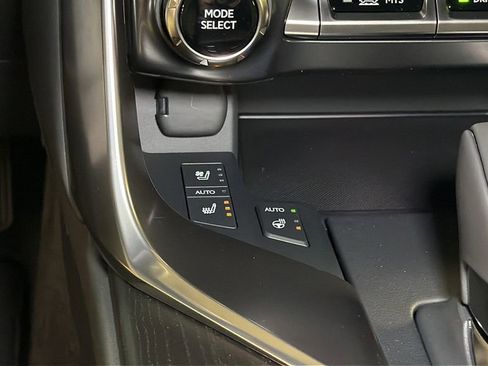 New 2026 Lexus LX 700h Luxury image 24