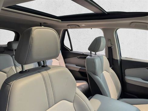 Used 2024 Honda Pilot Touring image 24